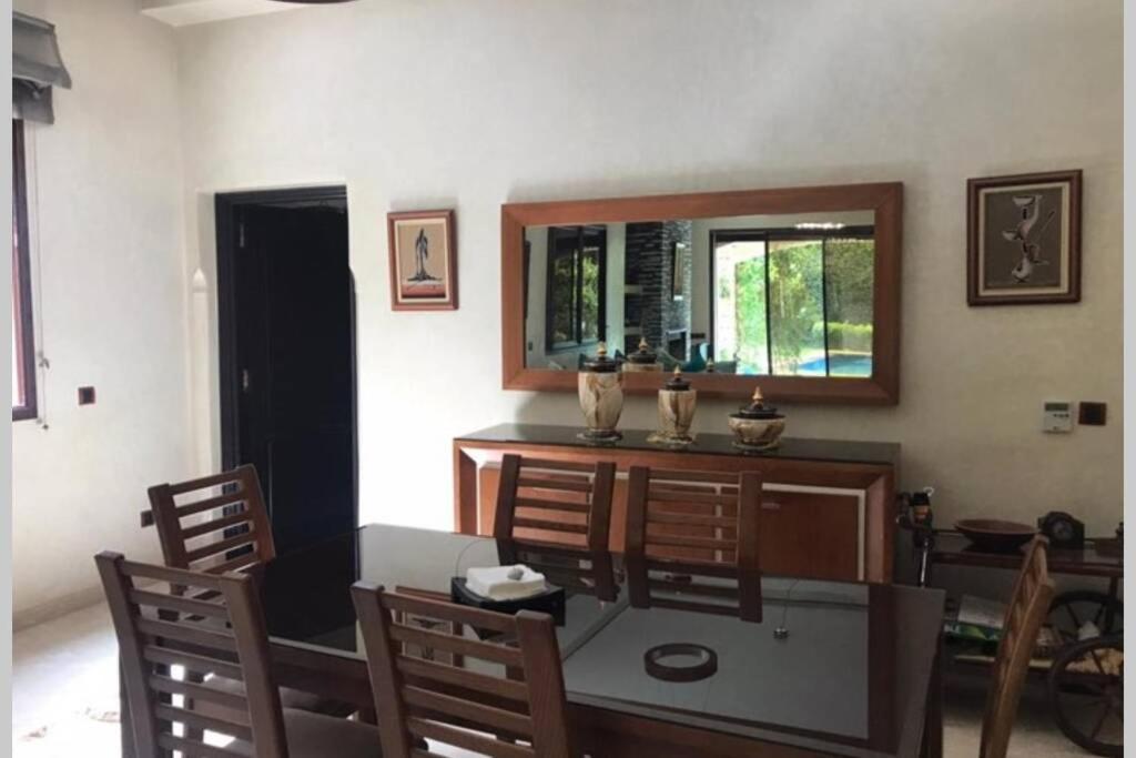 Magnifique Villa Avec Piscine Chauffee Que Pour Famille Marraquexe Exterior foto